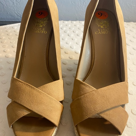 VINCE CAMUTO Womens Taryn Nubuck Jute Peeptoe Wedge - Picture 2 of 16